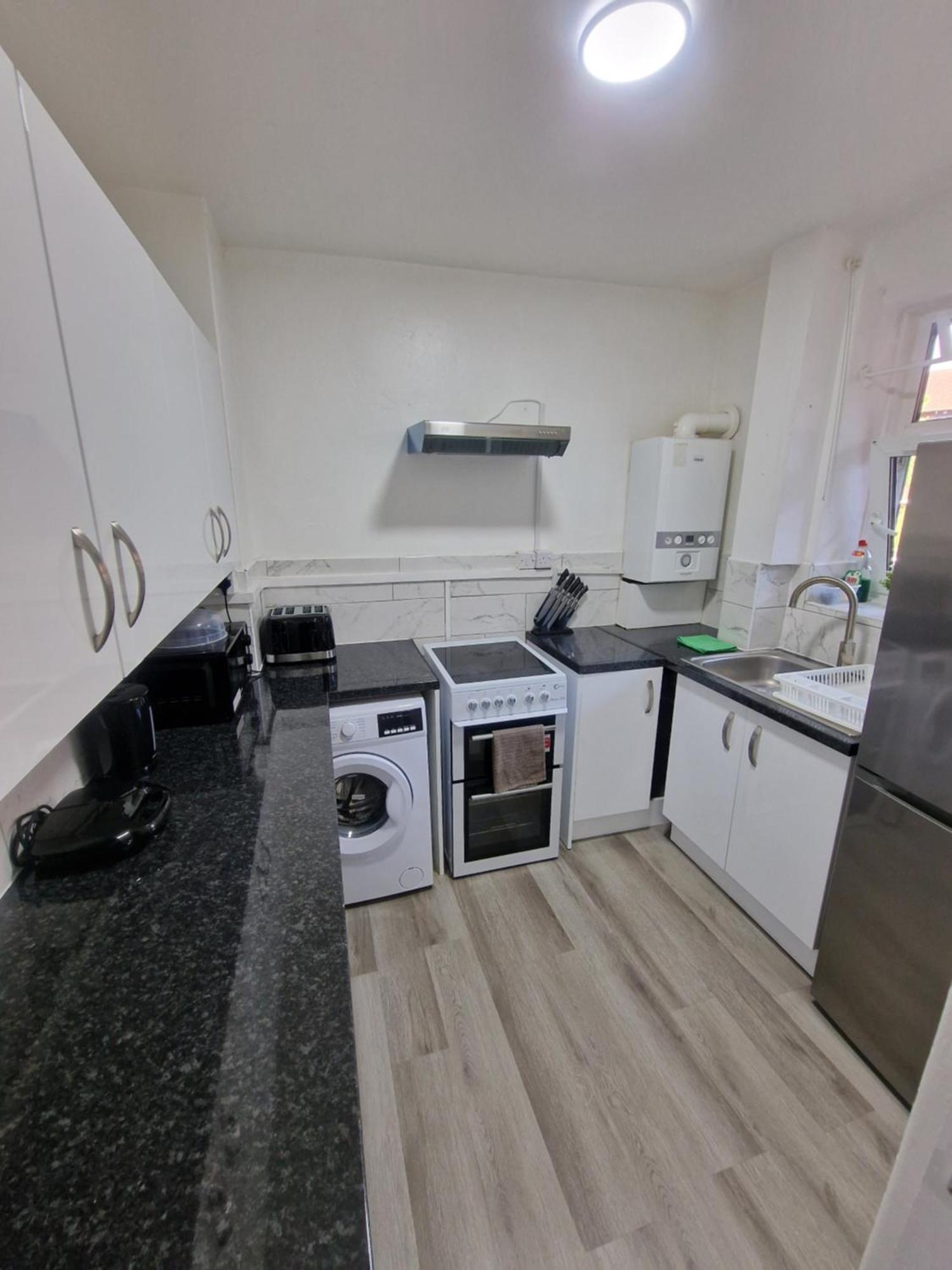 Comfortable 2 Bedrooms Flat In Oval Central London Exterior photo